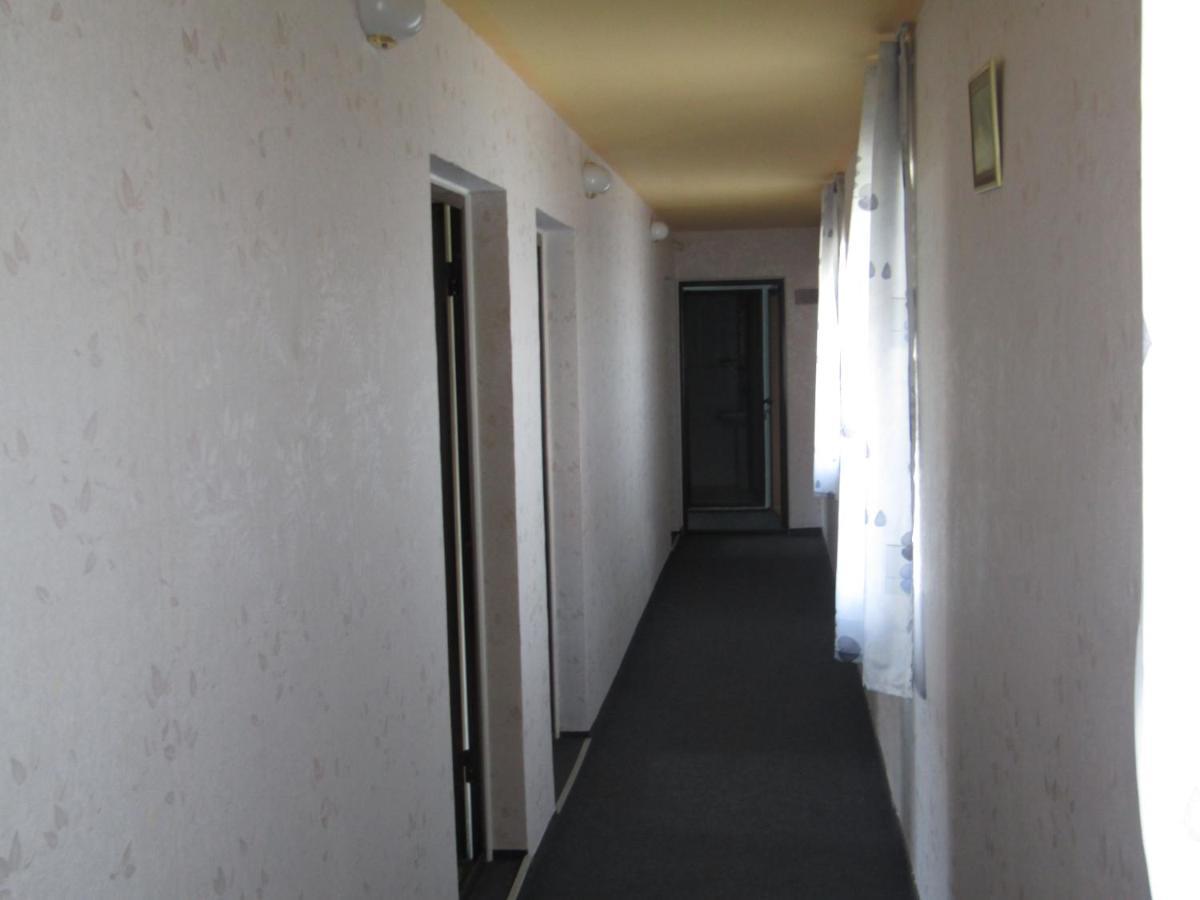 Hostel Papagal Varna Eksteriør billede