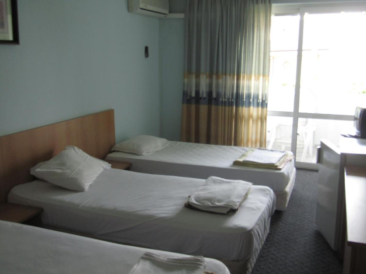 Hostel Papagal Varna Eksteriør billede